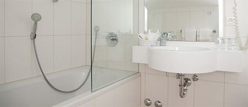 Luise 3* Erlangen